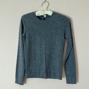 Theory gray long sleeve sweater